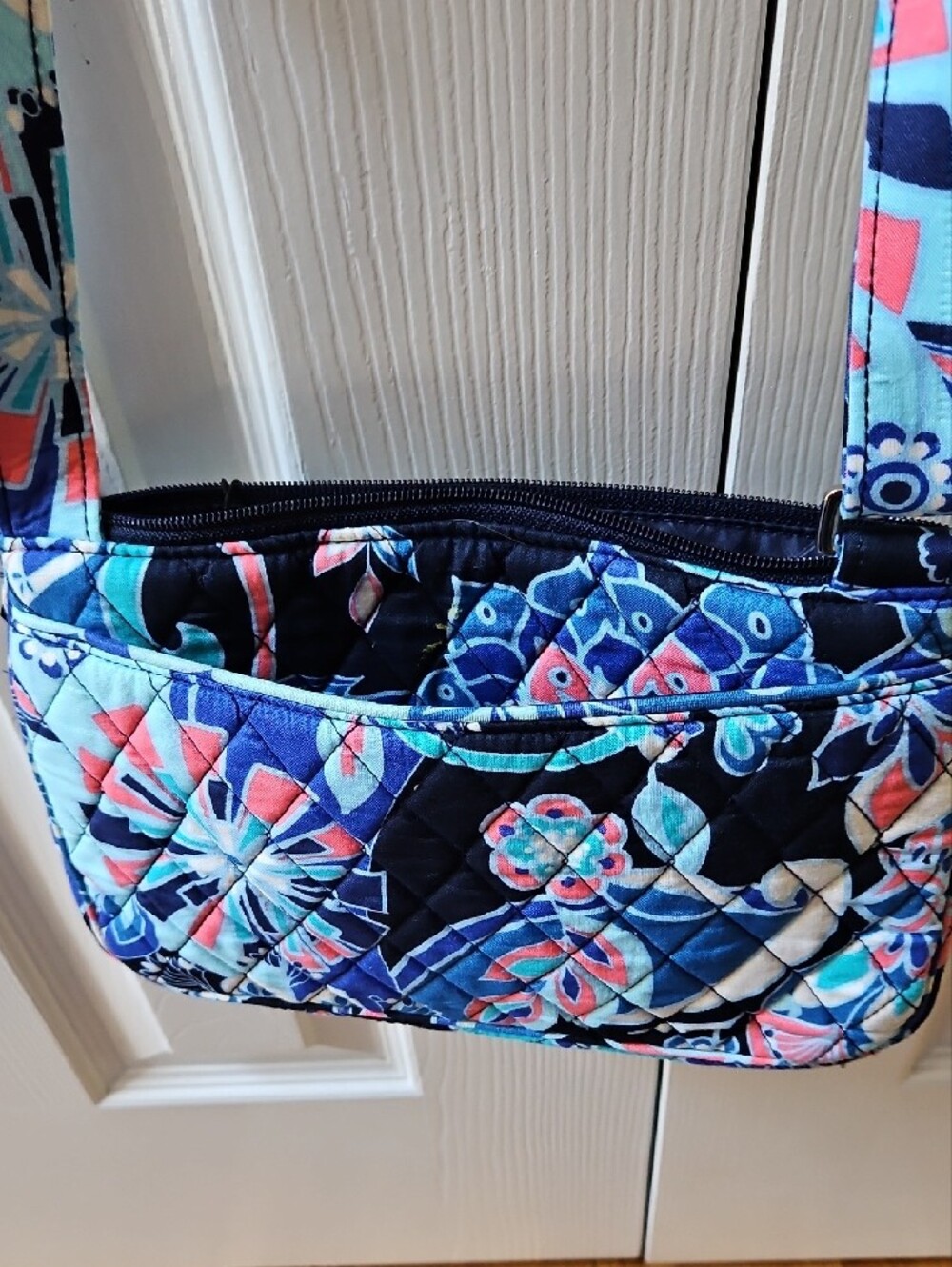 Quilted Floral Crossbody Bag in Navy Multi - Picture 2 of 5